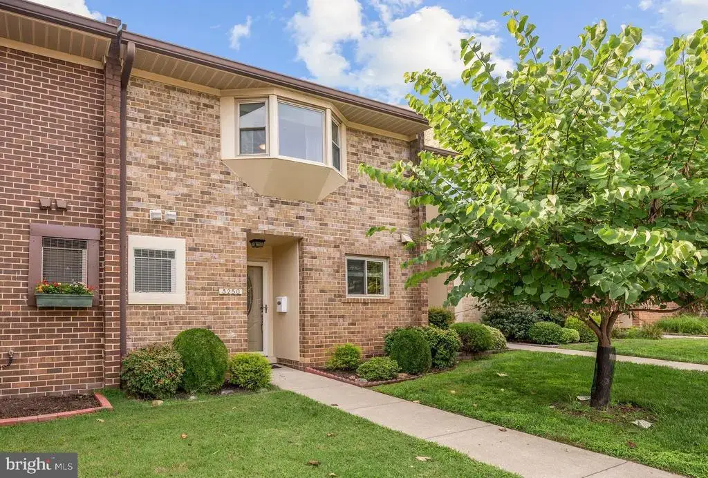 3250 Gleneagles Dr #104-b, SILVER SPRING