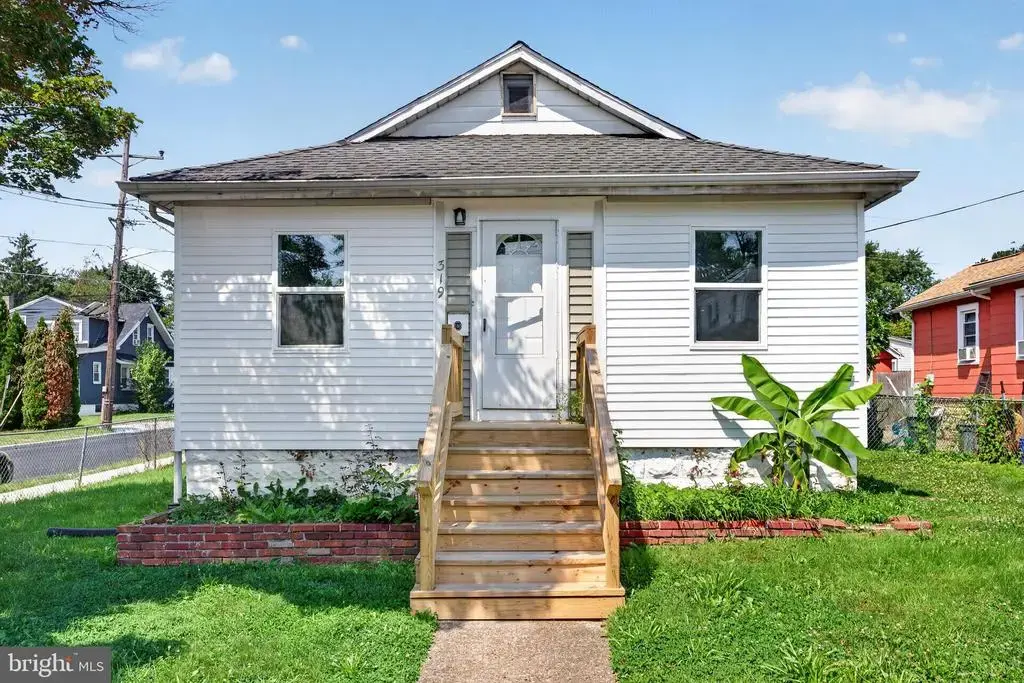 319 Laurel Ave, OAKLYN