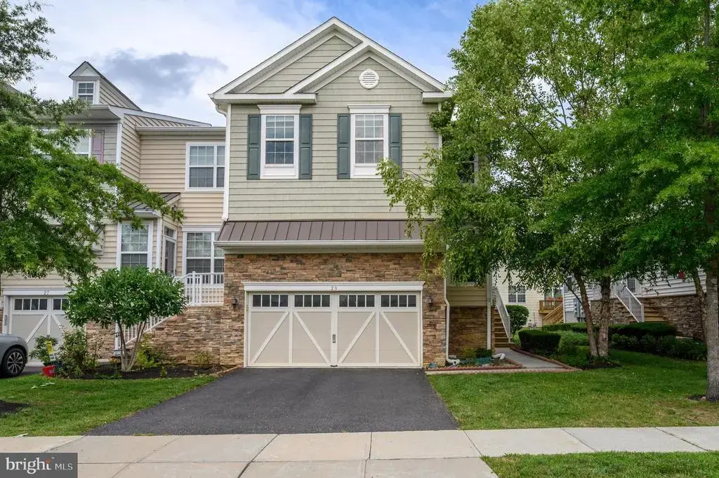 29 Morris Ln, CRANBURY