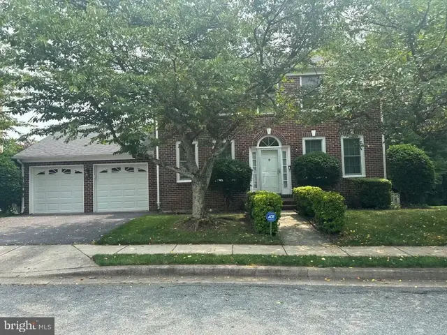 12011 Montrose Village Ter, Rockville