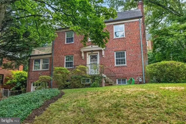 3 Park Valley Rd, Silver Spring