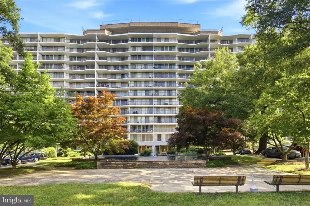 3333 University Blvd W #704, KENSINGTON