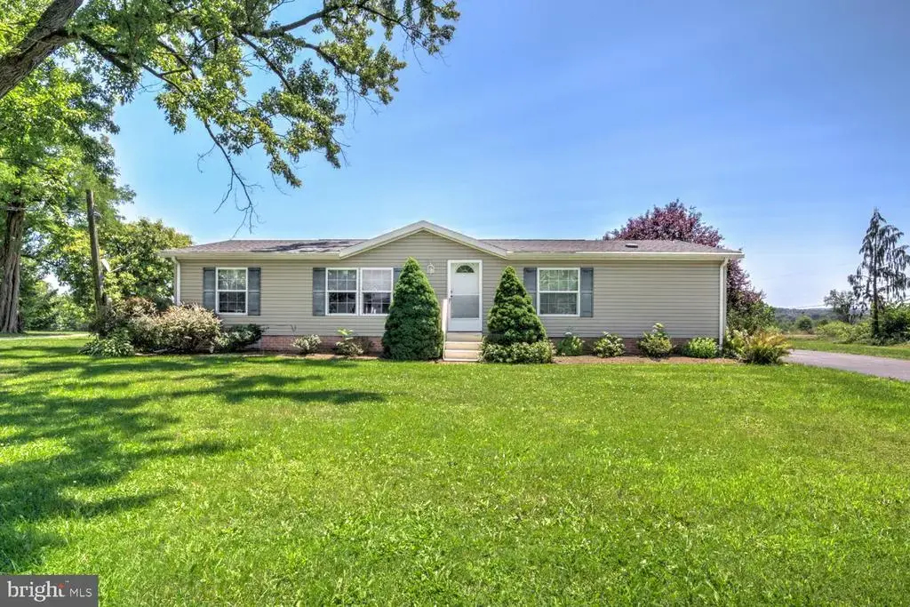 1207 Mount Gretna Rd, ELIZABETHTOWN