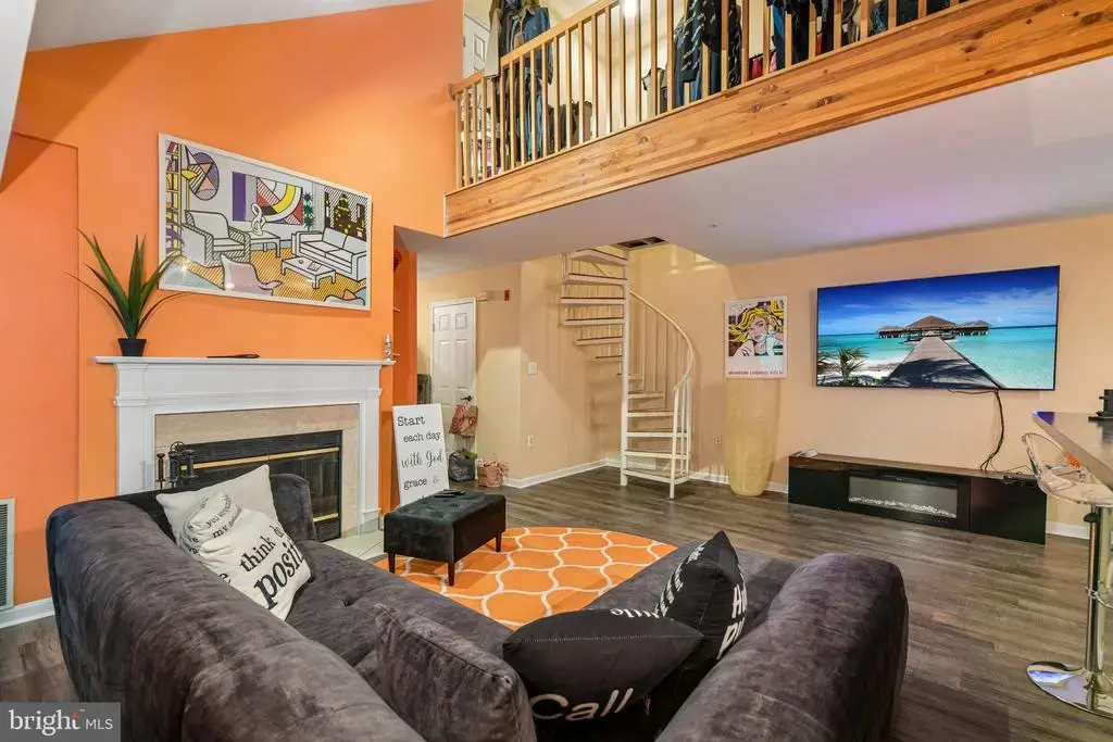 9805 Lake Pointe Ct #304, UPPER MARLBORO