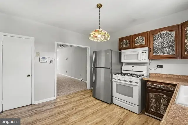 319 S Lehigh St, Baltimore