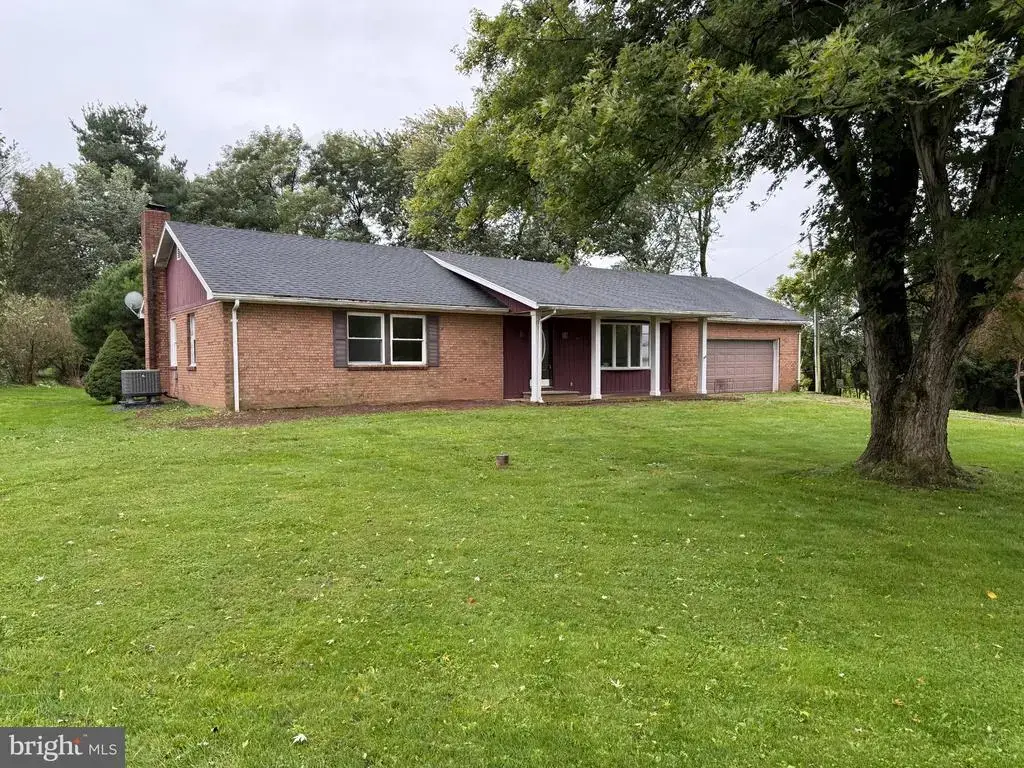 9520 Carlisle Rd, DILLSBURG