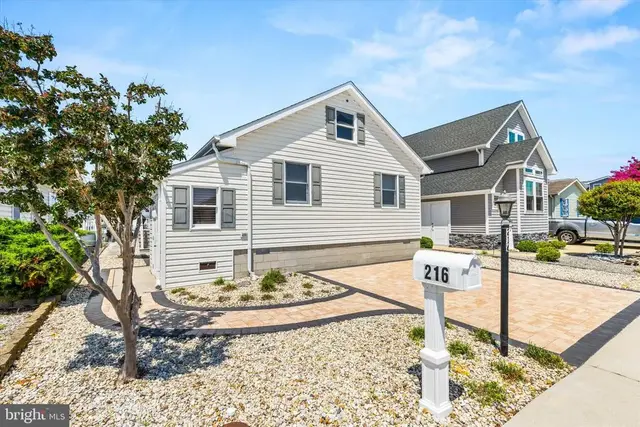 216 Beachcomber Ln, Ocean City
