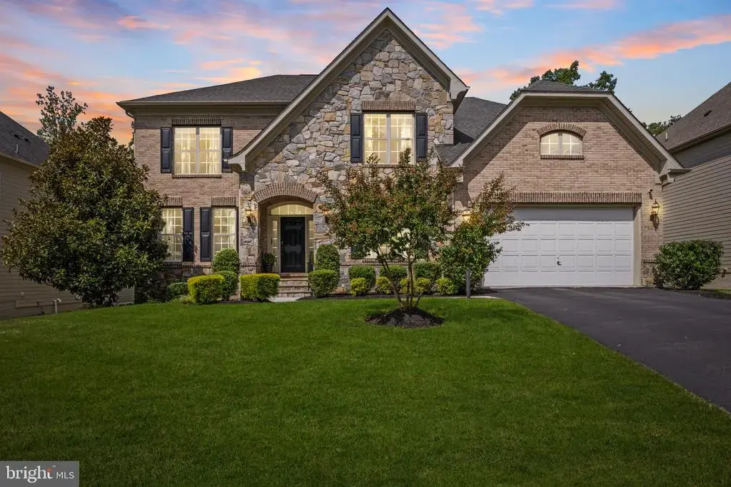 12108 Hickory Falls Ct, WOODBRIDGE