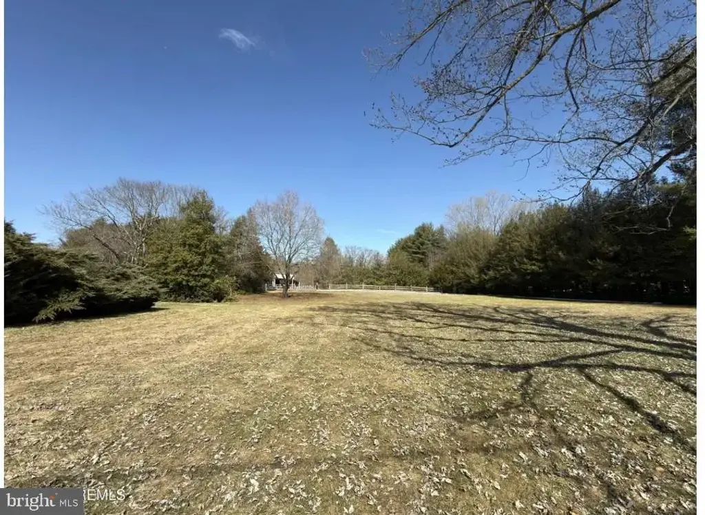 327 Sharon Rd, ROBBINSVILLE