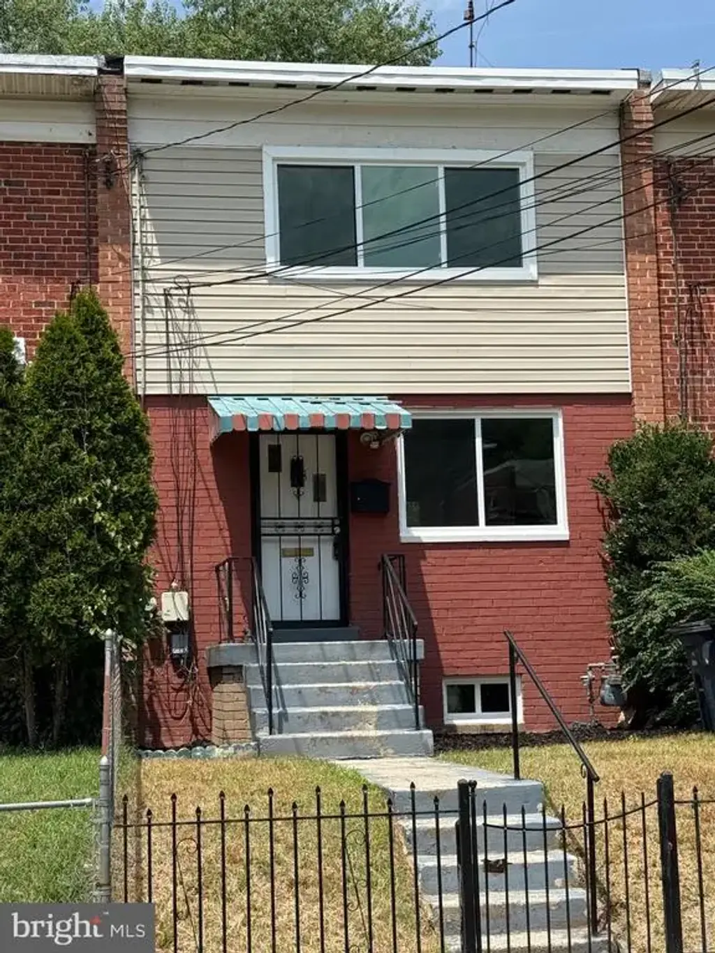 5826 Jamestown Rd, HYATTSVILLE