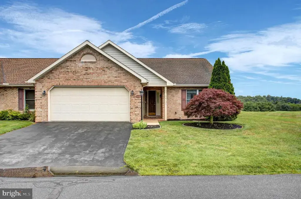 2374 Majestic Court, CHAMBERSBURG