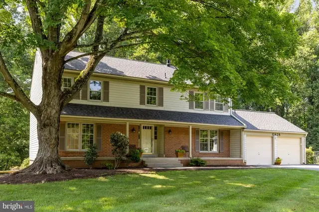 12428 Goldfinch Ct, Potomac