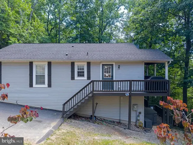 4241 Palmer Rd, Mcgaheysville