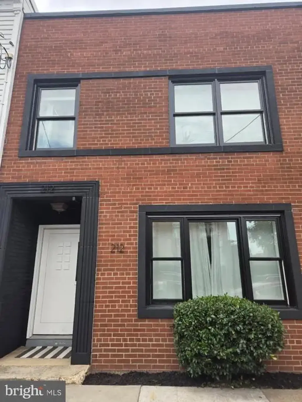 212 N Patrick St #101, ALEXANDRIA