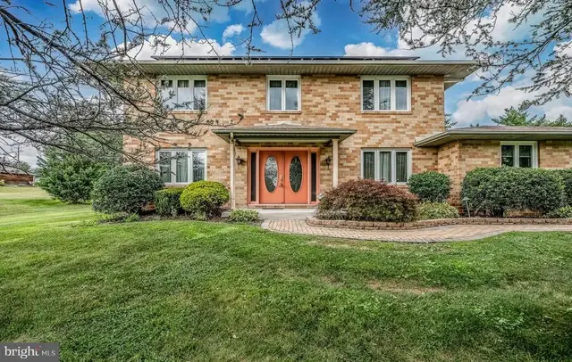 1381 Sumneytown Pike, Lansdale