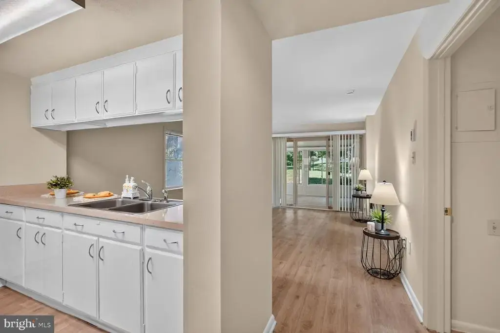 3321 S Leisure World Blvd #98-1a, SILVER SPRING
