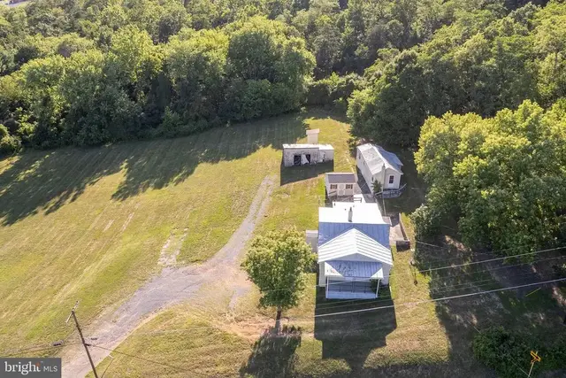 269 Poorhouse Rd, Winchester