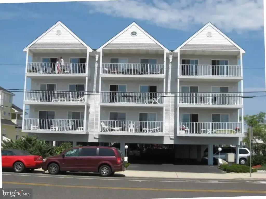 3901 Ocean Ave #14, BRIGANTINE