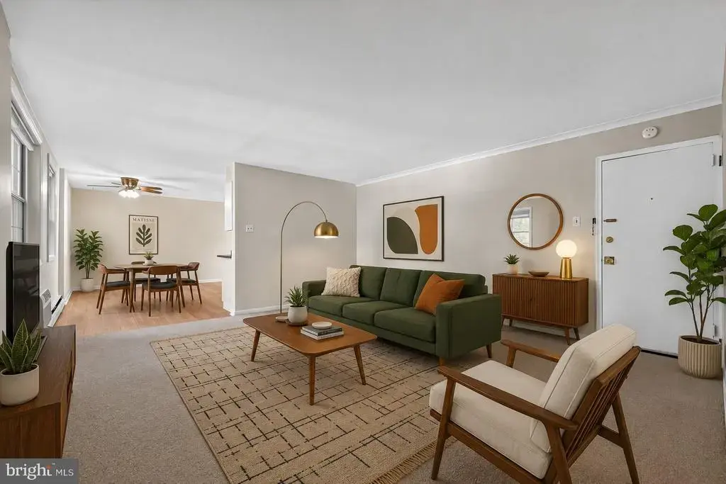 383 Lakeside Rd #205, ARDMORE