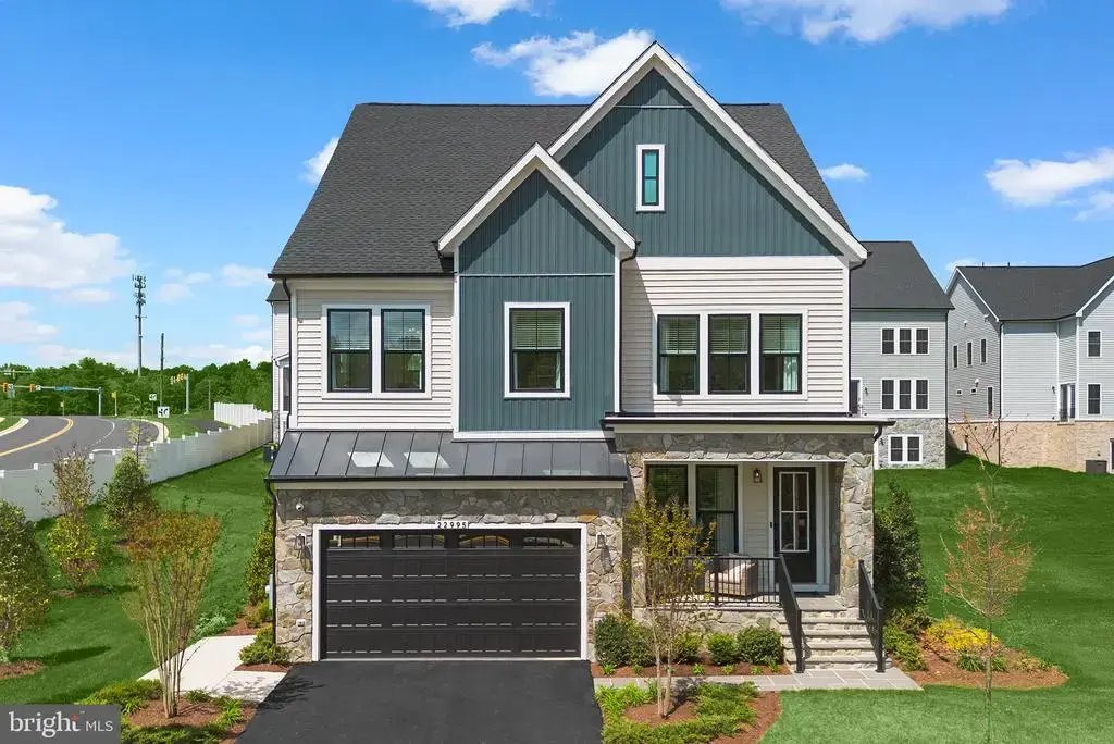 22995 Orchard Grove Dr #homesite 3616, BRAMBLETON