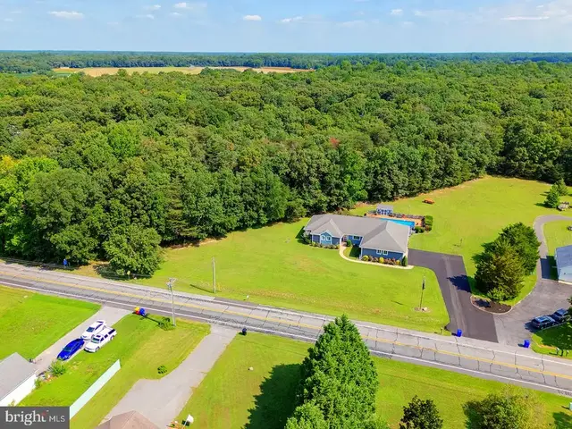 549 Abbotts Pond Rd, Greenwood