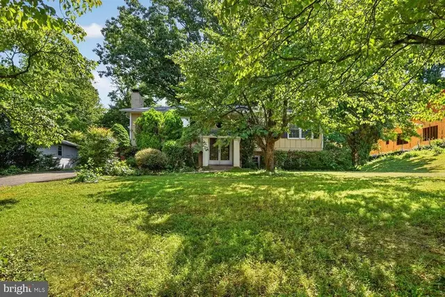 3409 Beverly Dr, Annandale