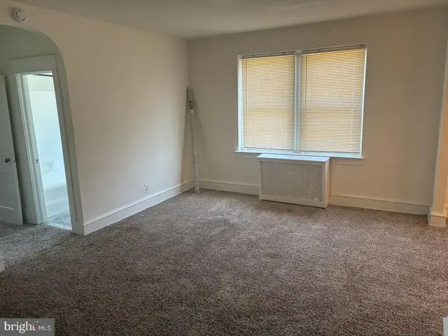 260 N Wycombe Ave #204, Lansdowne