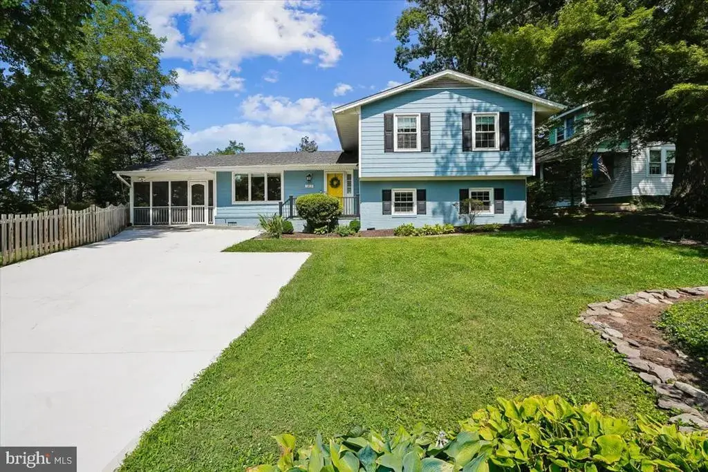 3831 N Vernon St N, ARLINGTON