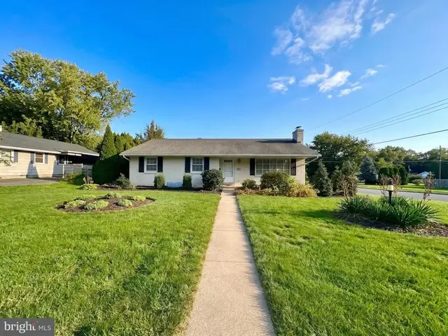 435 N Holly St, Elizabethtown