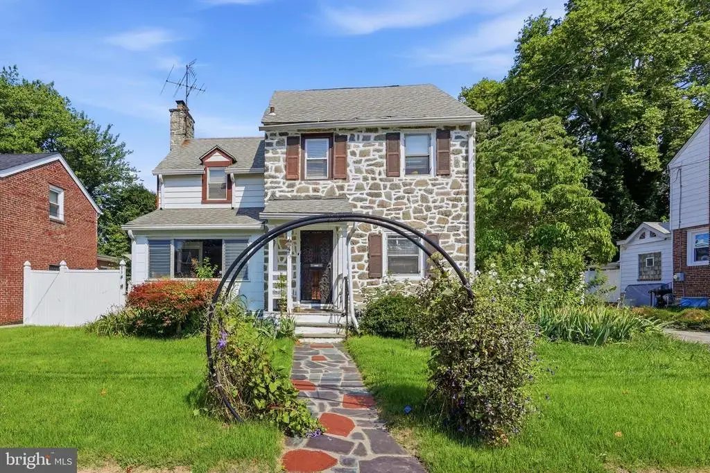 23 E Providence Rd, LANSDOWNE