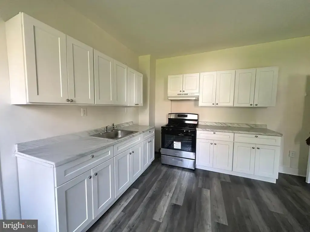 702 Mlk Jr Blvd, TRENTON