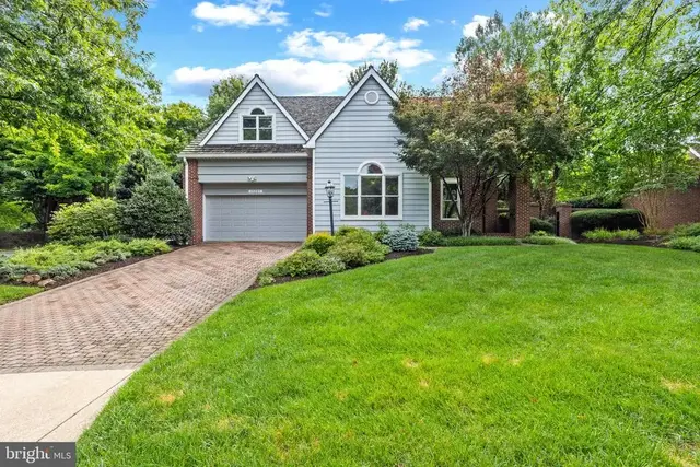 11201 Shadowmere Mews, Columbia