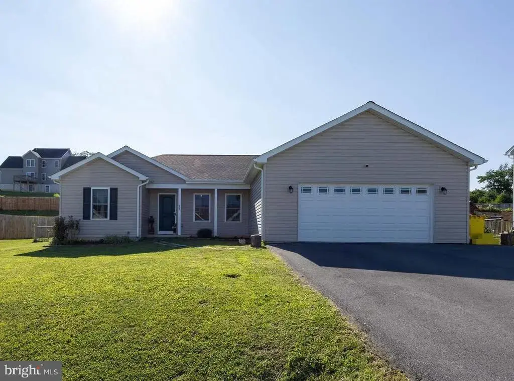 812 Duckwoods Ln, MARTINSBURG