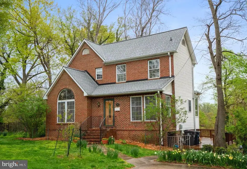 4907 37th Pl, HYATTSVILLE