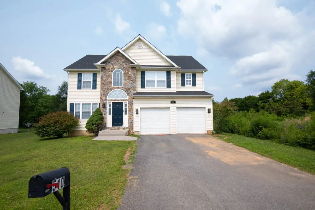 510 Teal Rd N, MARTINSBURG