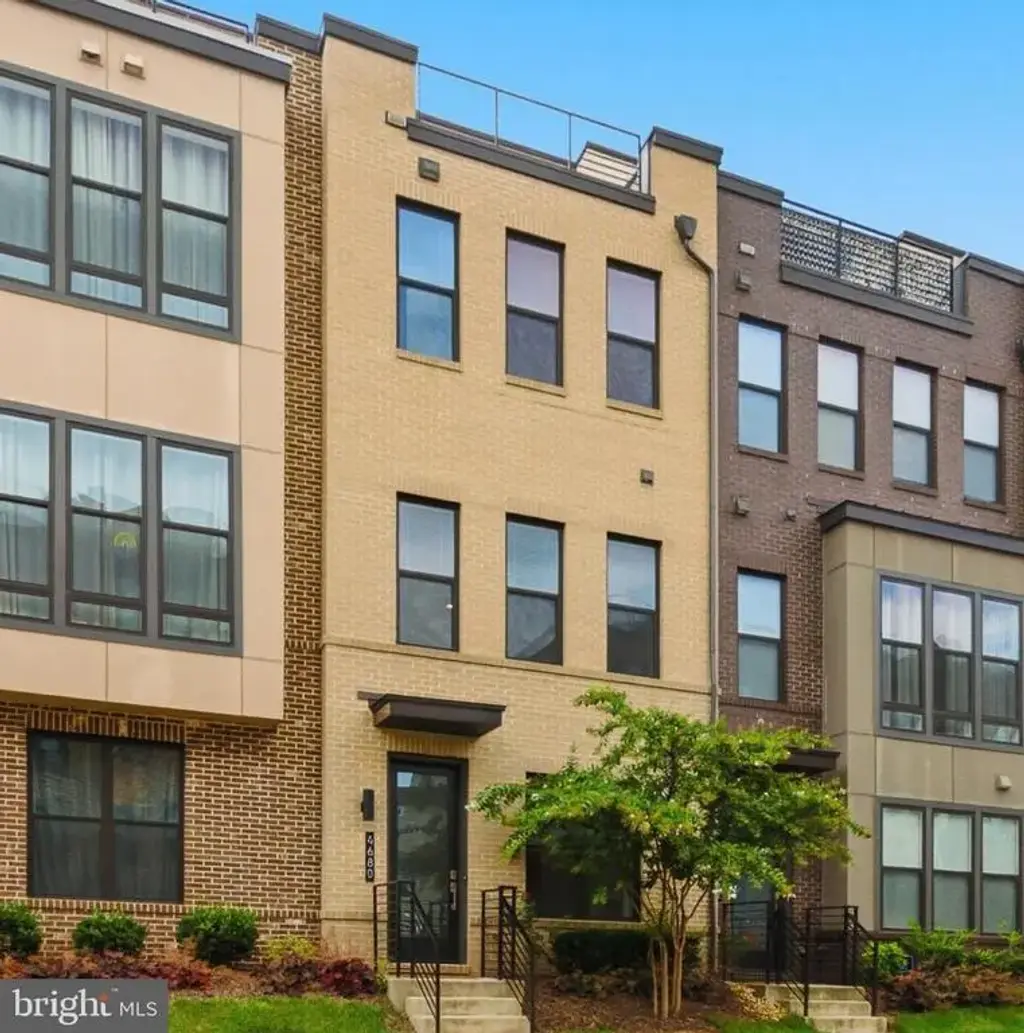 4680 Charger Pl, CHANTILLY