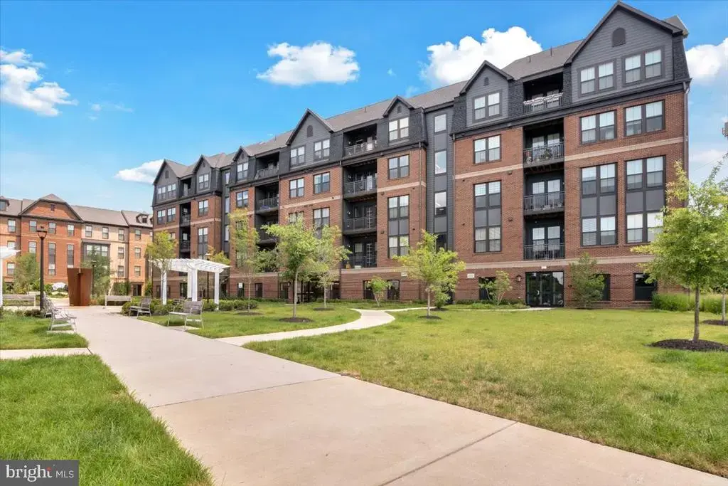 3927 Fair Ridge Dr #307, FAIRFAX