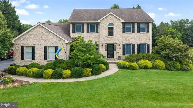 317 Detjen Dr, Hockessin