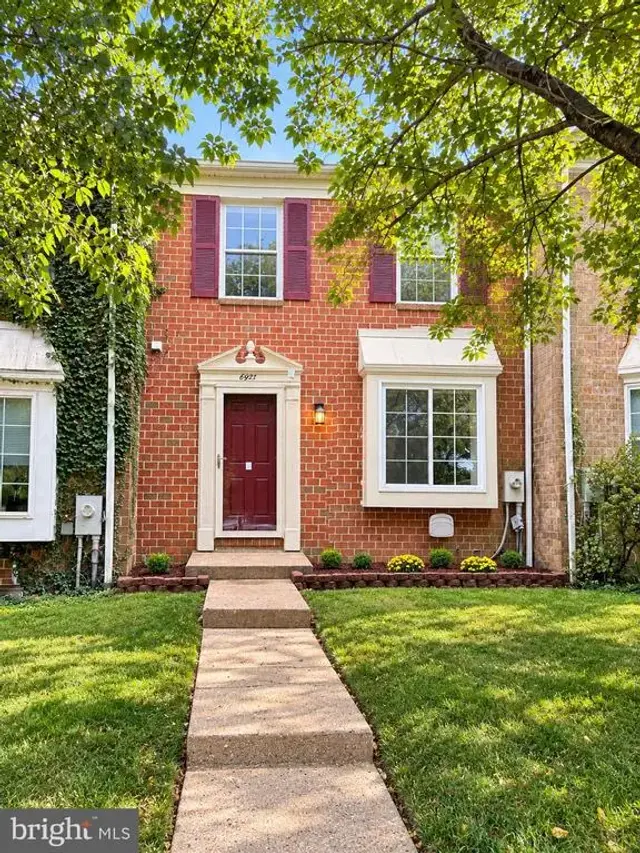 8 Carters Rock, Baltimore