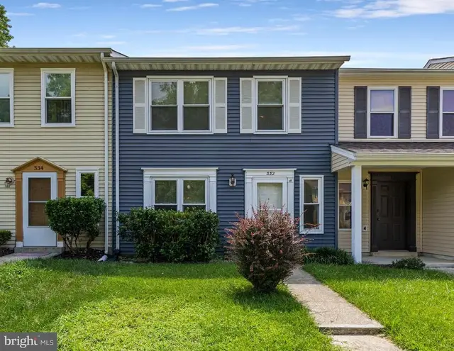 332 Woodside Pl, Waldorf