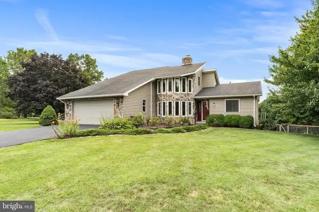770 Yellow Hill Rd, Biglerville