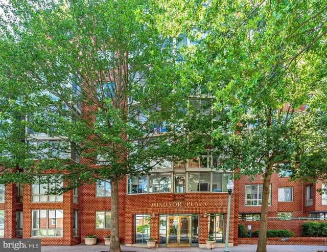 1045 N Utah St #2-608, Arlington