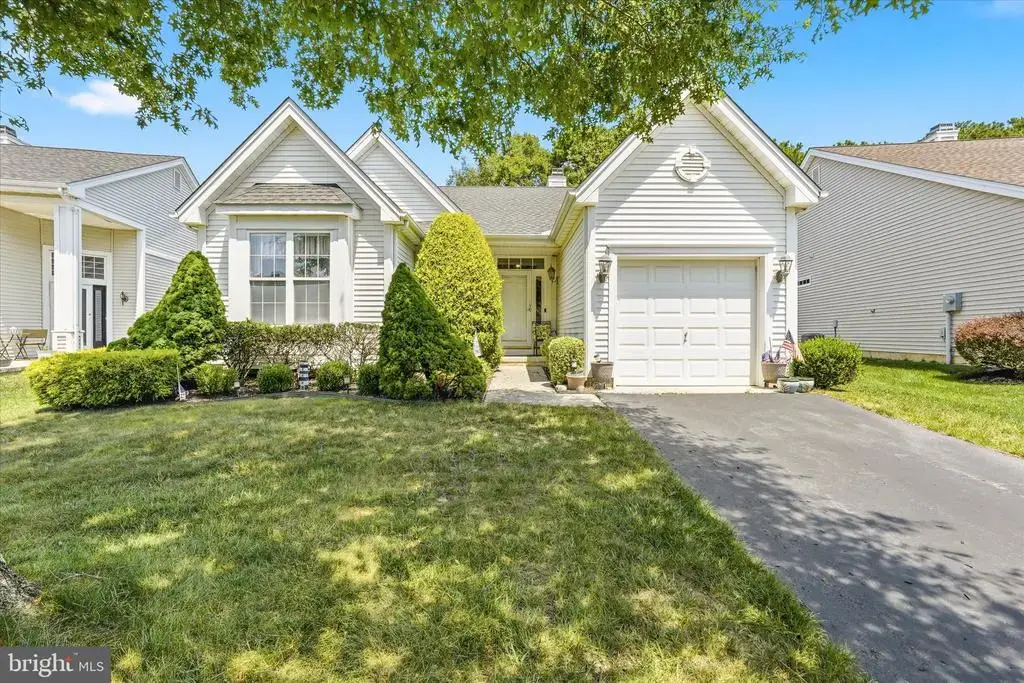 23 Jumping Brook La, BARNEGAT