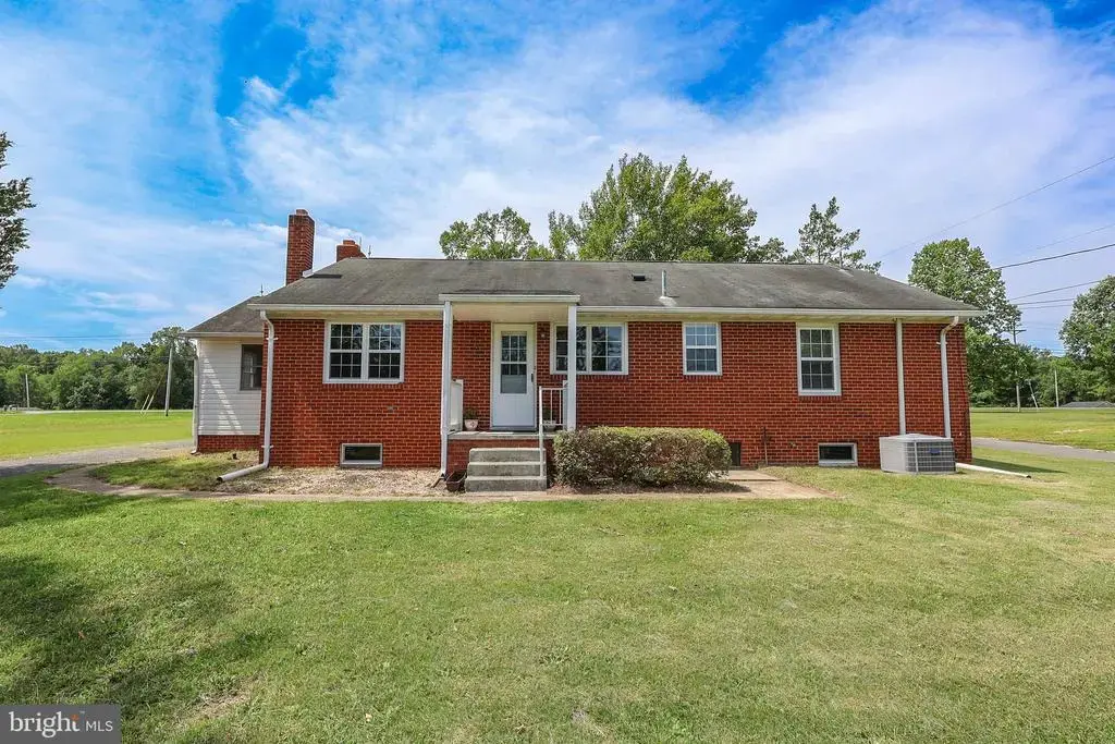 26856 Three Notch Rd, MECHANICSVILLE