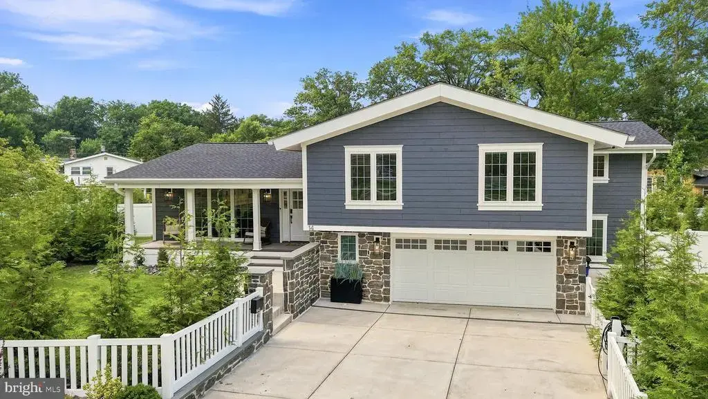14 Hedgerow Ct, HADDON TOWNSHIP