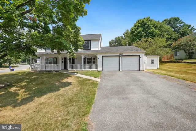 1108 Port Echo Ln, Bowie