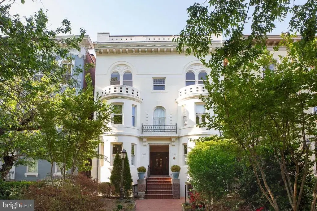 308 East Capitol St Ne #11, WASHINGTON