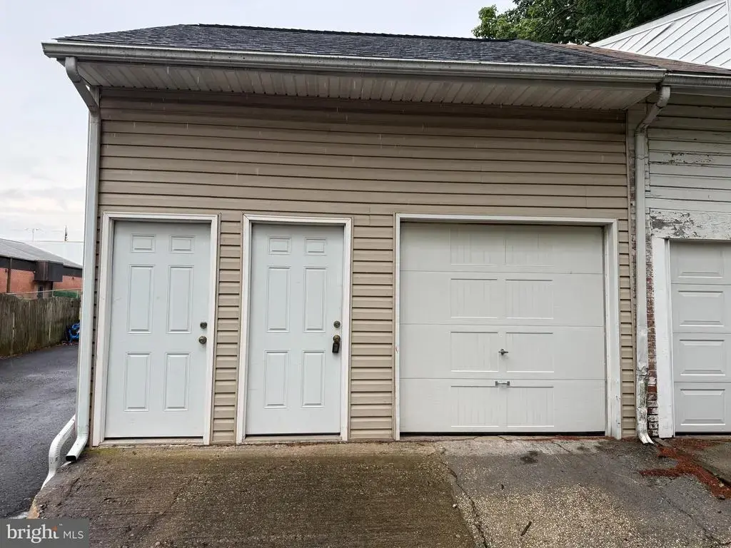 392 W Broad St, TELFORD