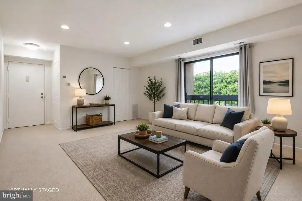 55204 Delaire Landing Rd, PHILADELPHIA