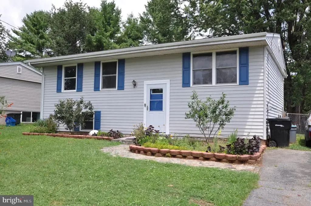 1310 Whittier Ave, WINCHESTER